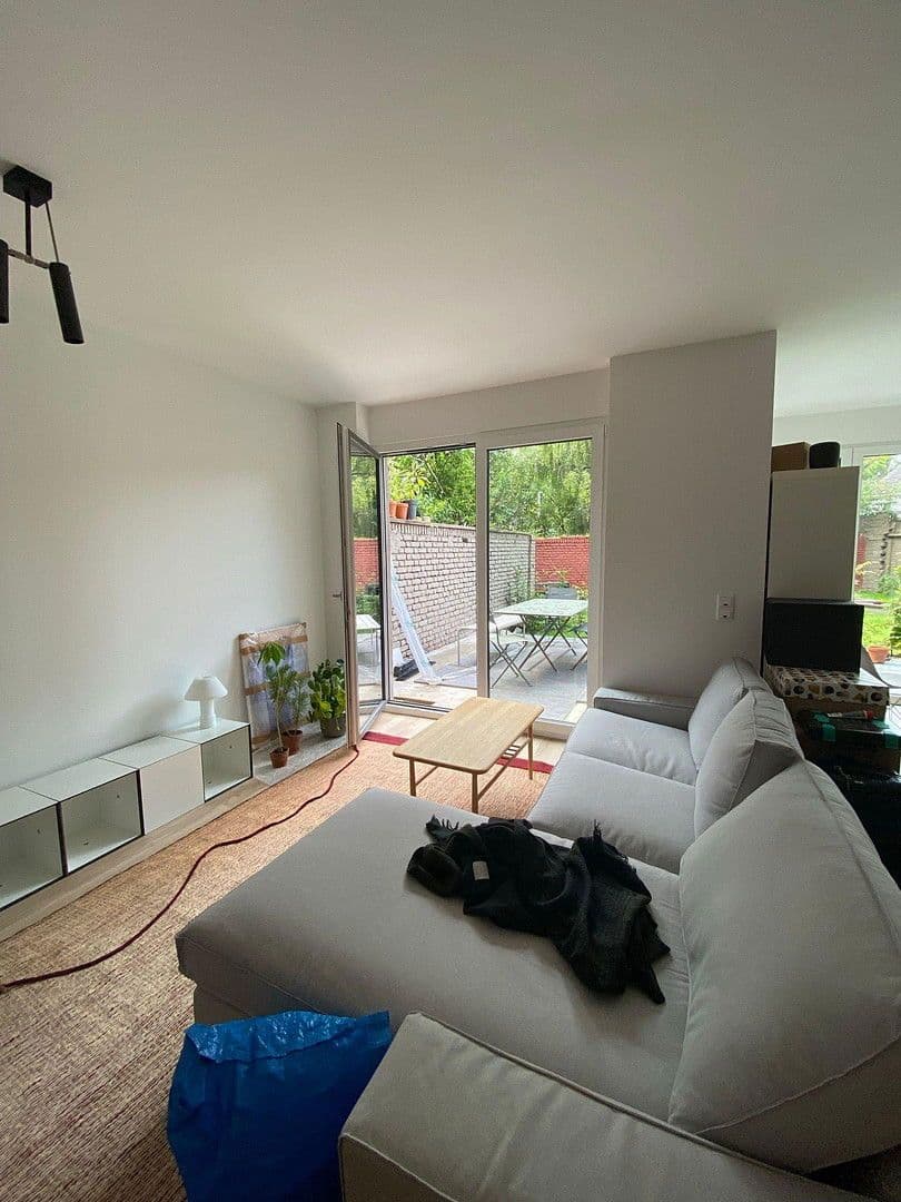 Pronájem bytu 2+1 76 m², Iltisstr. 69, Köln, Severní Porýní-Vestfálsko Pronájem bytu 2+1 76 m², Iltisstr. 69, Köln, Severní Porýní-Vestfálsko