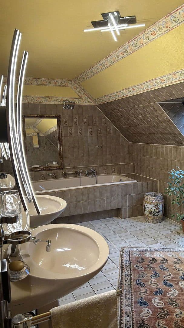 Prodej domu 343 m², pozemek 737 m², Tangstedt, Šlesvicko-Holštýnsko Prodej domu 343 m², pozemek 737 m², Tangstedt, Šlesvicko-Holštýnsko