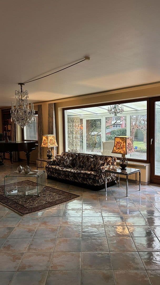 Prodej domu 343 m², pozemek 737 m², Tangstedt, Šlesvicko-Holštýnsko Prodej domu 343 m², pozemek 737 m², Tangstedt, Šlesvicko-Holštýnsko