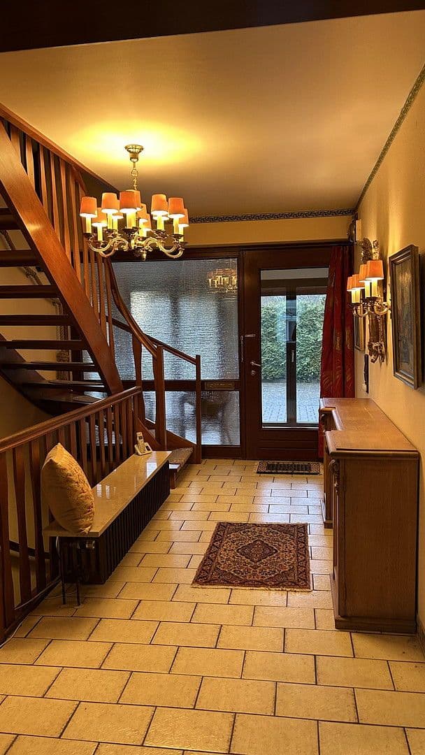 Prodej domu 343 m², pozemek 737 m², Tangstedt, Šlesvicko-Holštýnsko Prodej domu 343 m², pozemek 737 m², Tangstedt, Šlesvicko-Holštýnsko