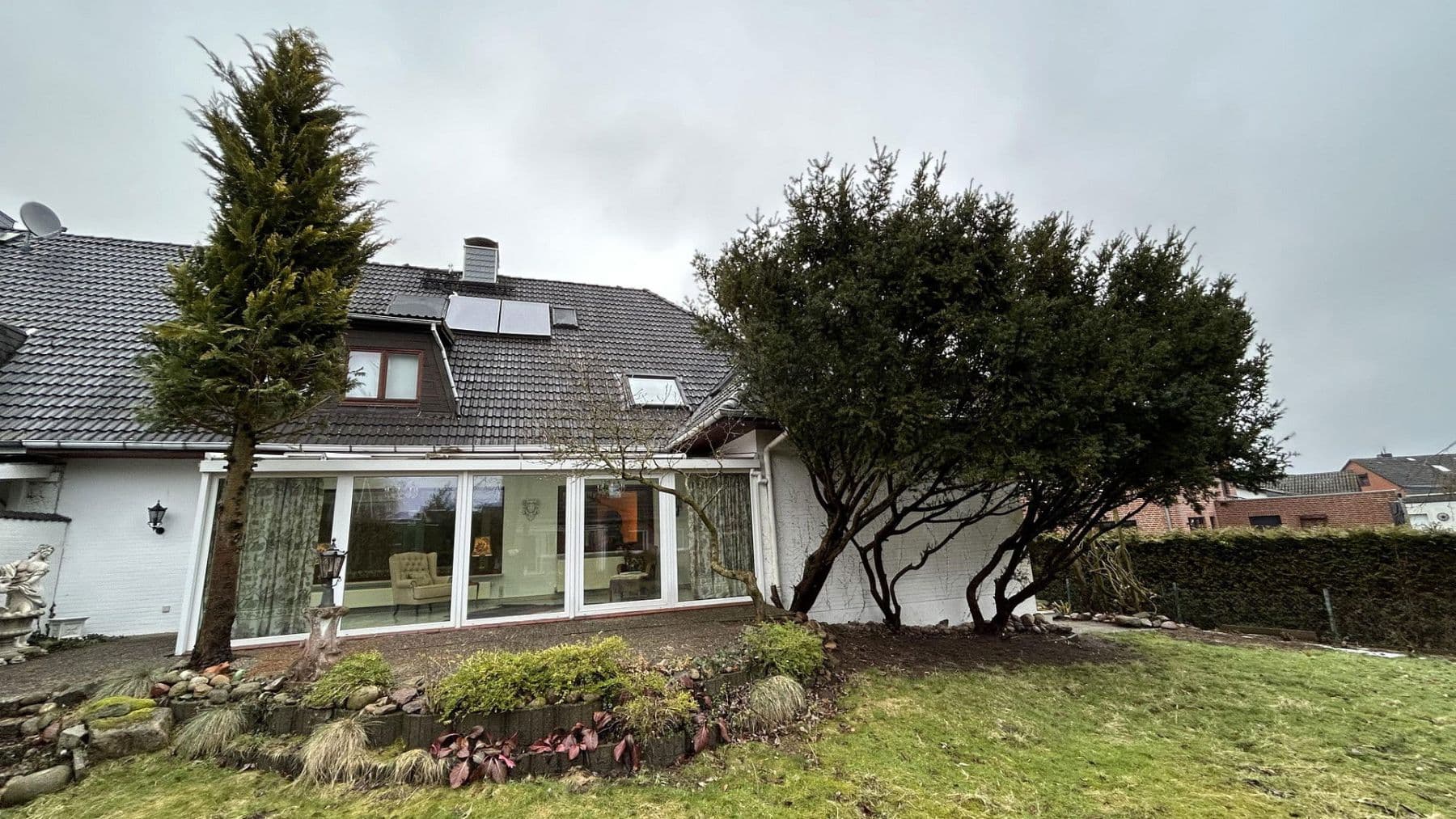 Prodej domu 343 m², pozemek 737 m², Tangstedt, Šlesvicko-Holštýnsko Prodej domu 343 m², pozemek 737 m², Tangstedt, Šlesvicko-Holštýnsko