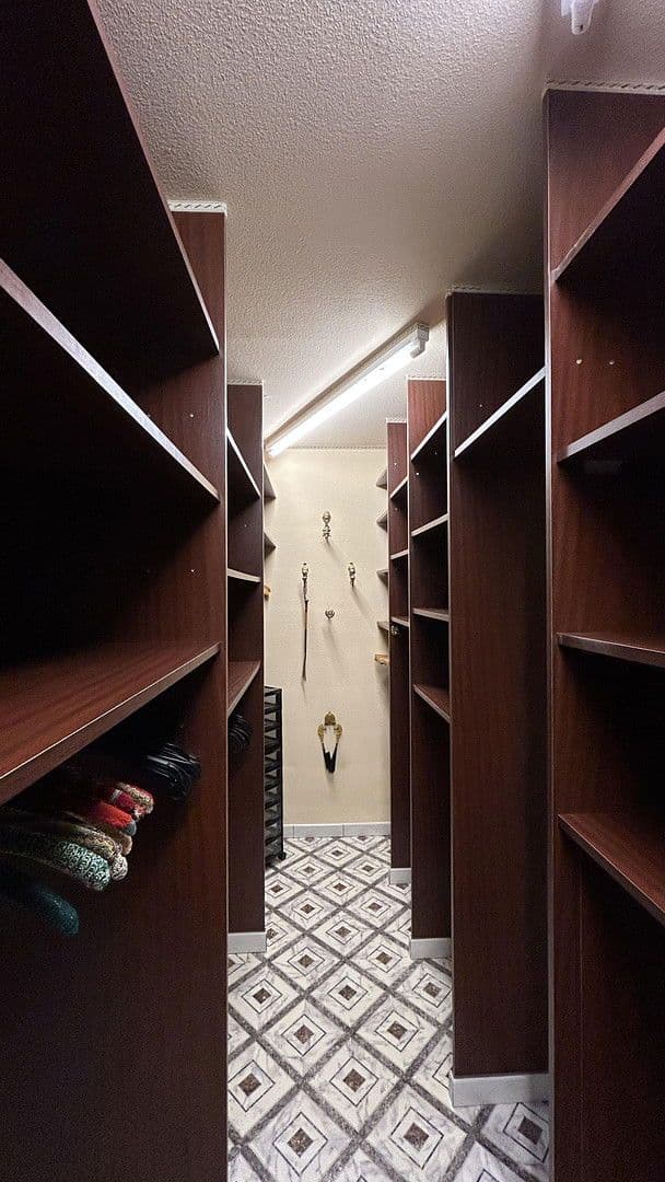 Prodej domu 343 m², pozemek 737 m², Tangstedt, Šlesvicko-Holštýnsko Prodej domu 343 m², pozemek 737 m², Tangstedt, Šlesvicko-Holštýnsko