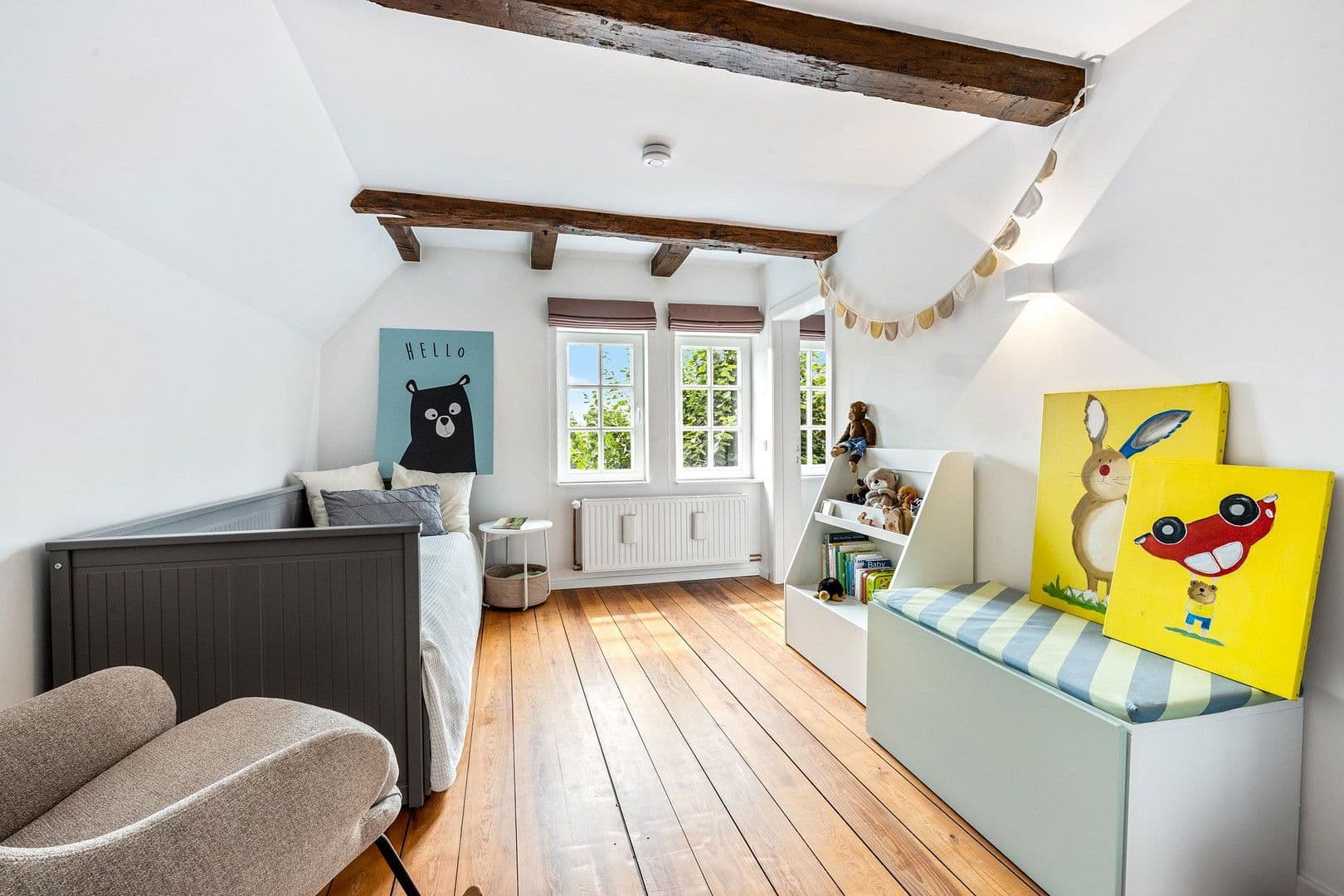 Prodej domu 360 m², pozemek 1.400 m², Jork, Dolní Sasko Prodej domu 360 m², pozemek 1.400 m², Jork, Dolní Sasko