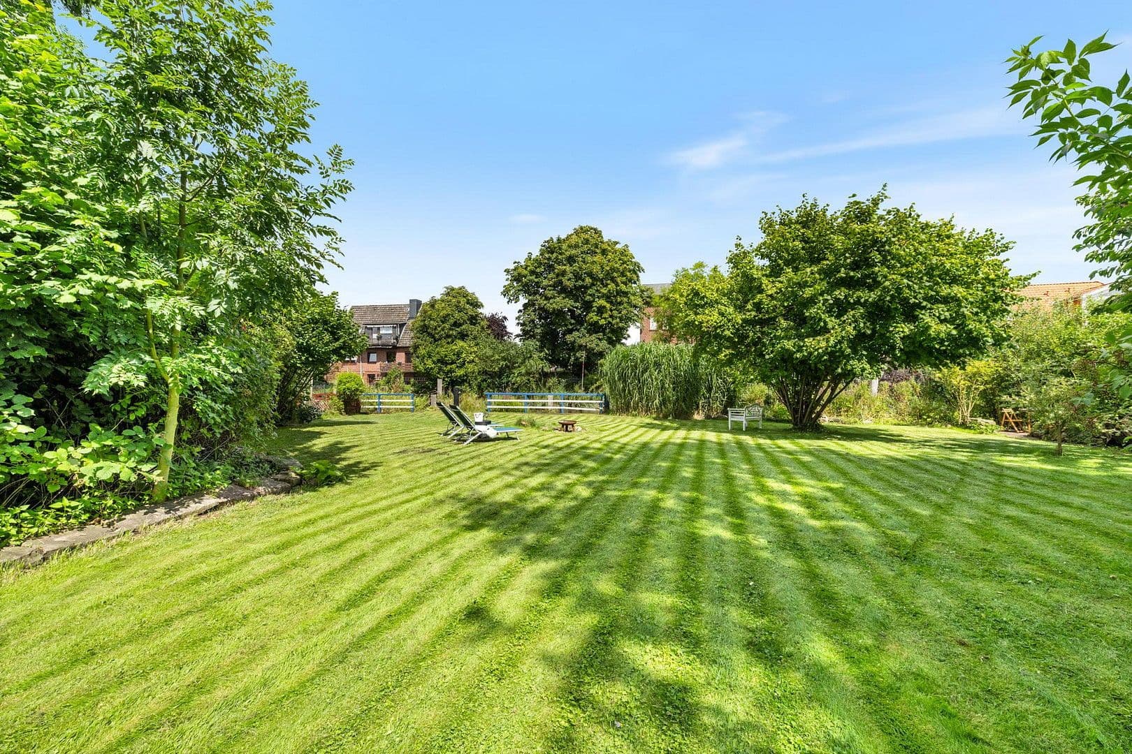 Prodej domu 360 m², pozemek 1.400 m², Jork, Dolní Sasko Prodej domu 360 m², pozemek 1.400 m², Jork, Dolní Sasko