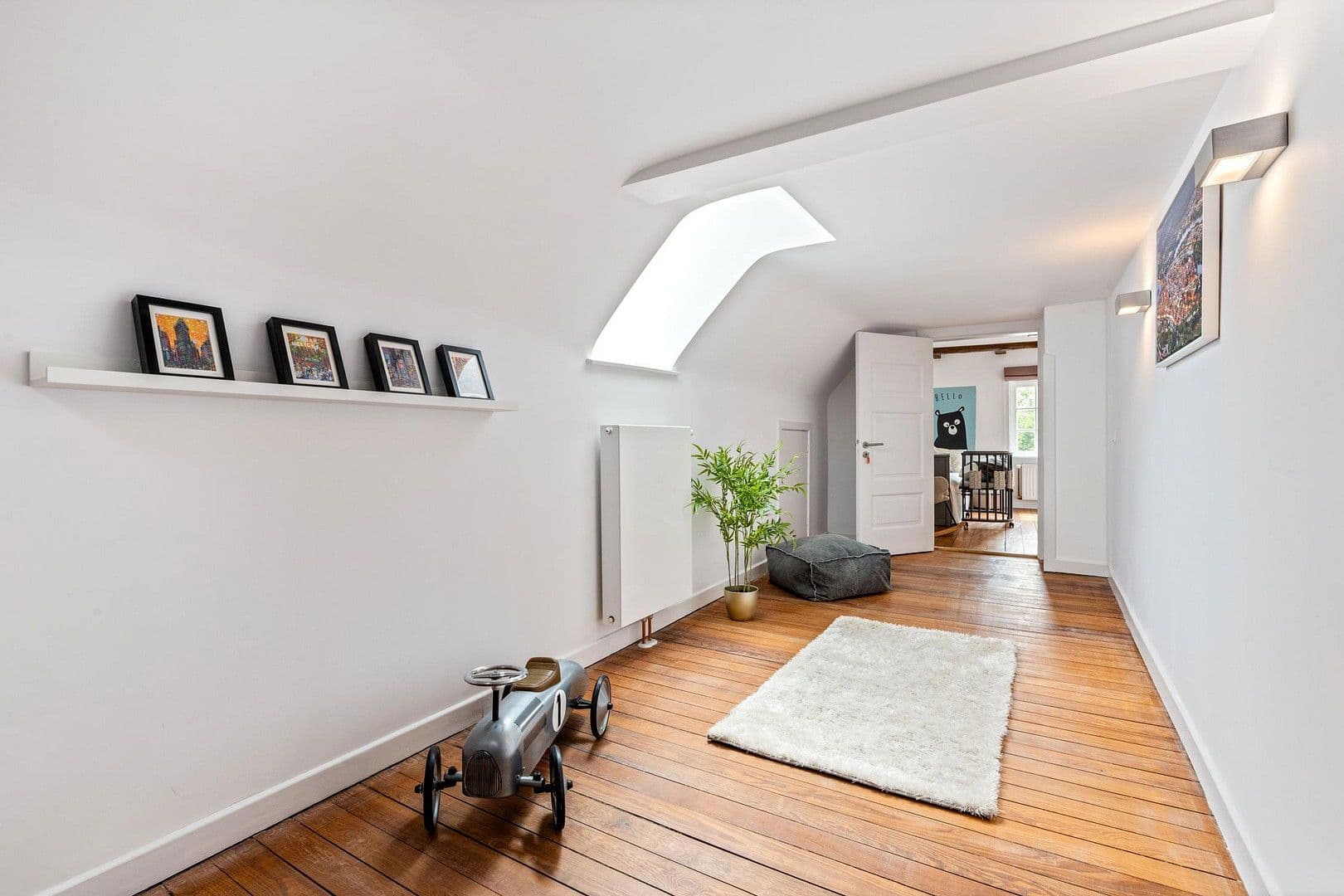 Prodej domu 360 m², pozemek 1.400 m², Jork, Dolní Sasko Prodej domu 360 m², pozemek 1.400 m², Jork, Dolní Sasko