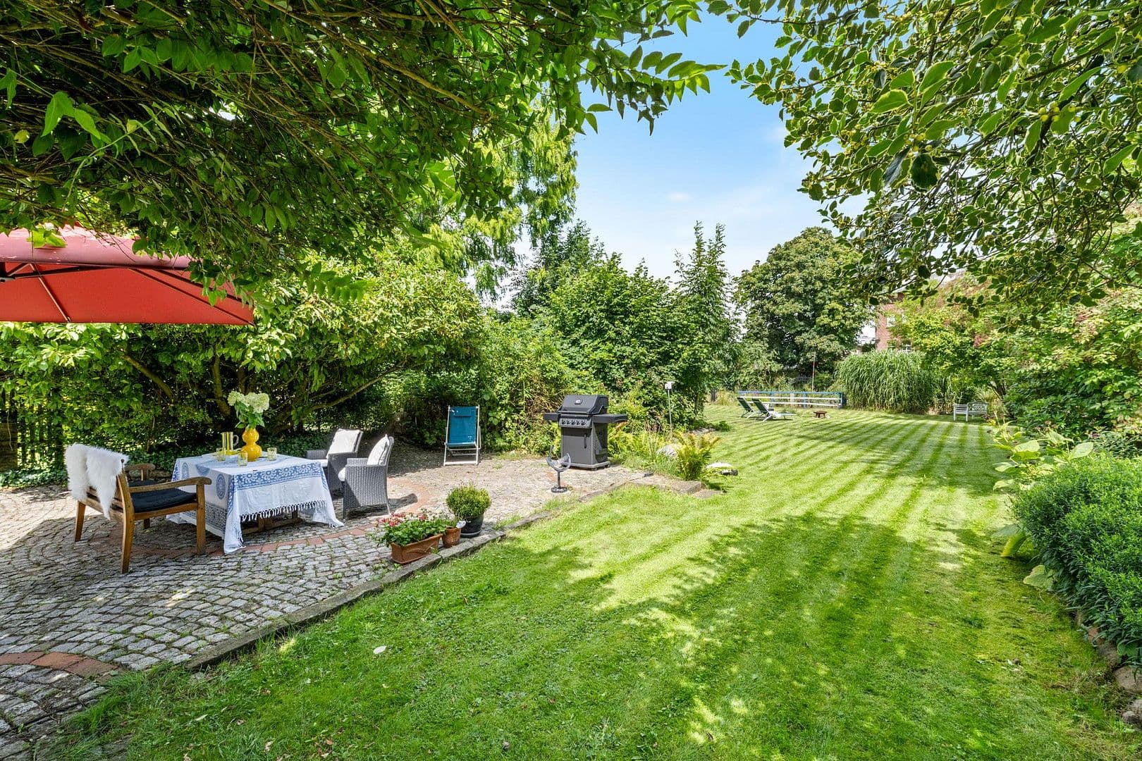 Prodej domu 360 m², pozemek 1.400 m², Jork, Dolní Sasko Prodej domu 360 m², pozemek 1.400 m², Jork, Dolní Sasko