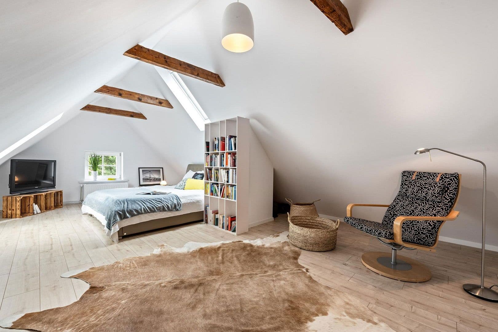 Prodej domu 360 m², pozemek 1.400 m², Jork, Dolní Sasko Prodej domu 360 m², pozemek 1.400 m², Jork, Dolní Sasko