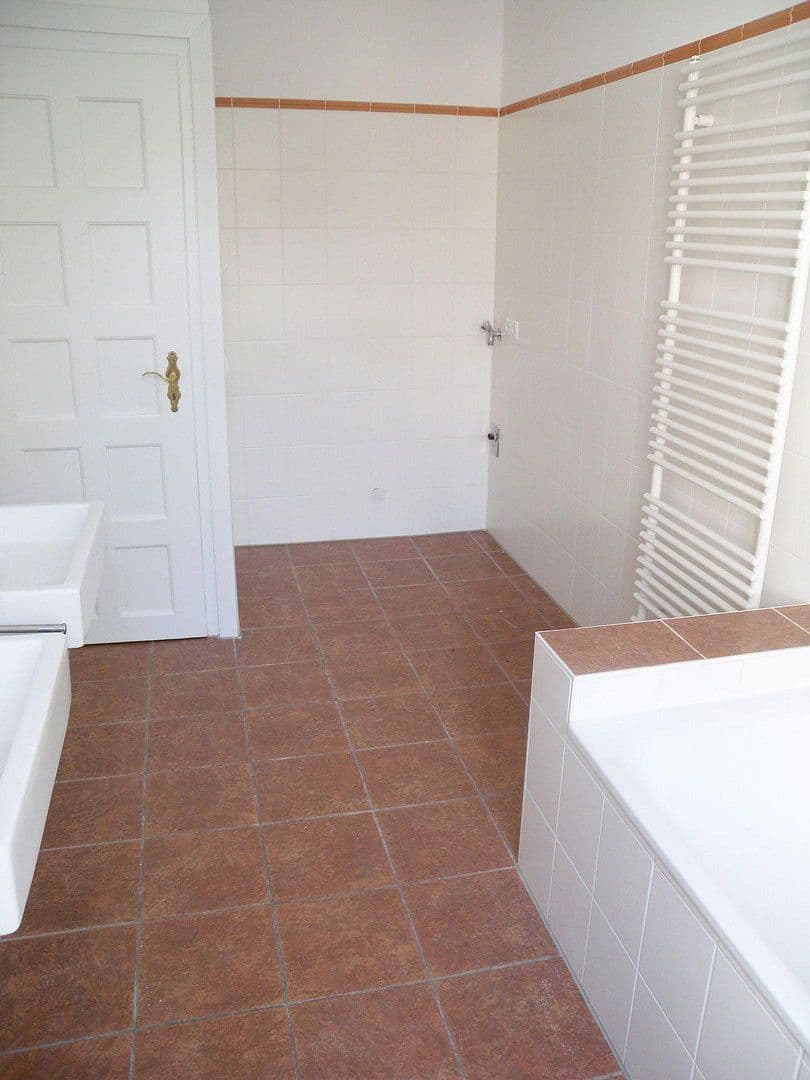 Prodej bytu 3+1 87 m², Alramstr. 15, München, Bavorsko Prodej bytu 3+1 87 m², Alramstr. 15, München, Bavorsko