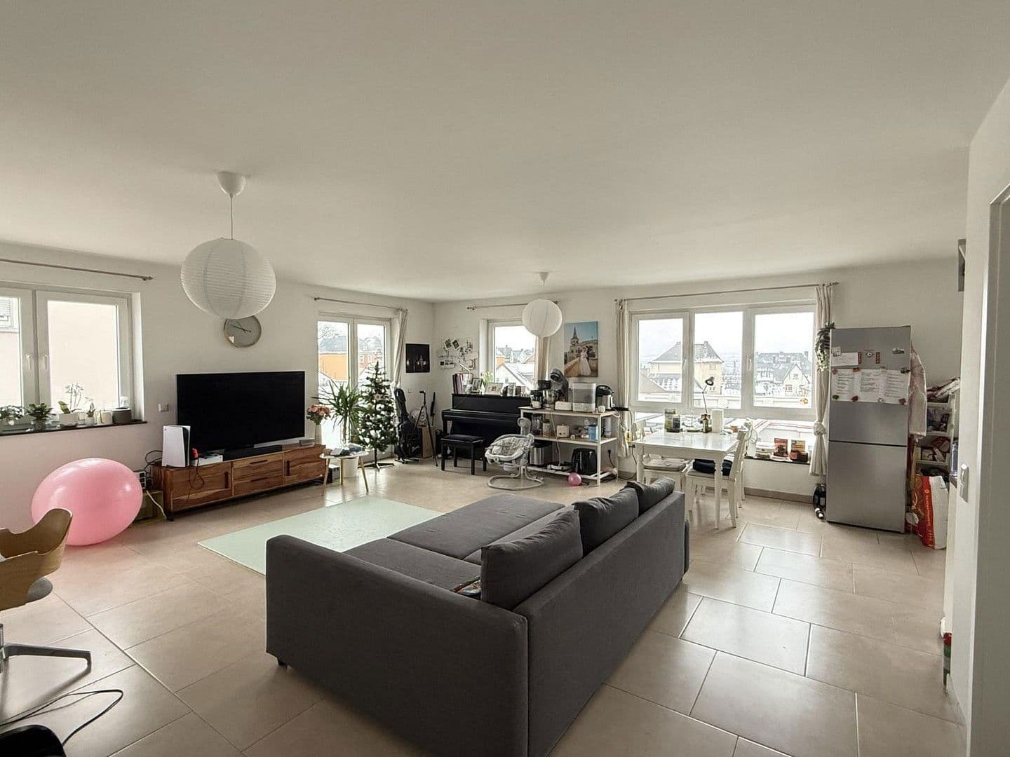 Pronájem bytu 4+1 110 m², Frankfurter Straße 79, Gießen, Hessen Pronájem bytu 4+1 110 m², Frankfurter Straße 79, Gießen, Hessen