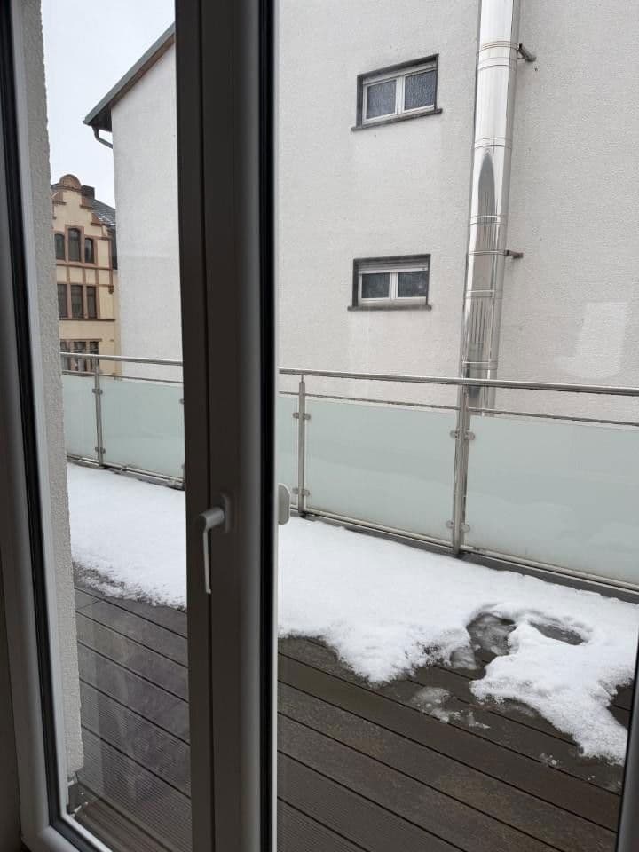 Pronájem bytu 4+1 110 m², Frankfurter Straße 79, Gießen, Hessen Pronájem bytu 4+1 110 m², Frankfurter Straße 79, Gießen, Hessen