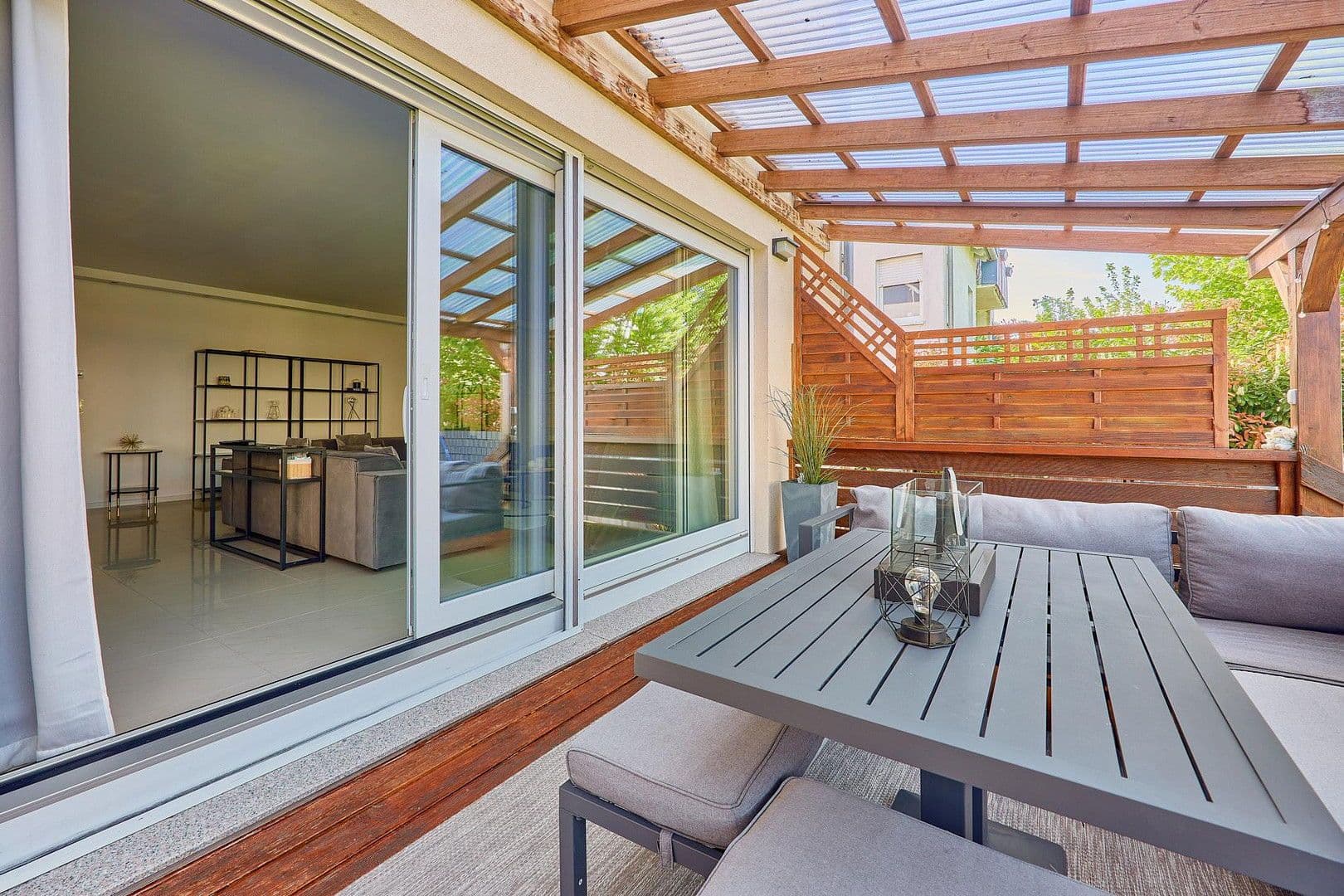 Prodej domu 314 m², pozemek 403 m², Christoph-Kröwerath-Str. 29, Ludwigshafen, Porýní-Falc Prodej domu 314 m², pozemek 403 m², Christoph-Kröwerath-Str. 29, Ludwigshafen, Porýní-Falc