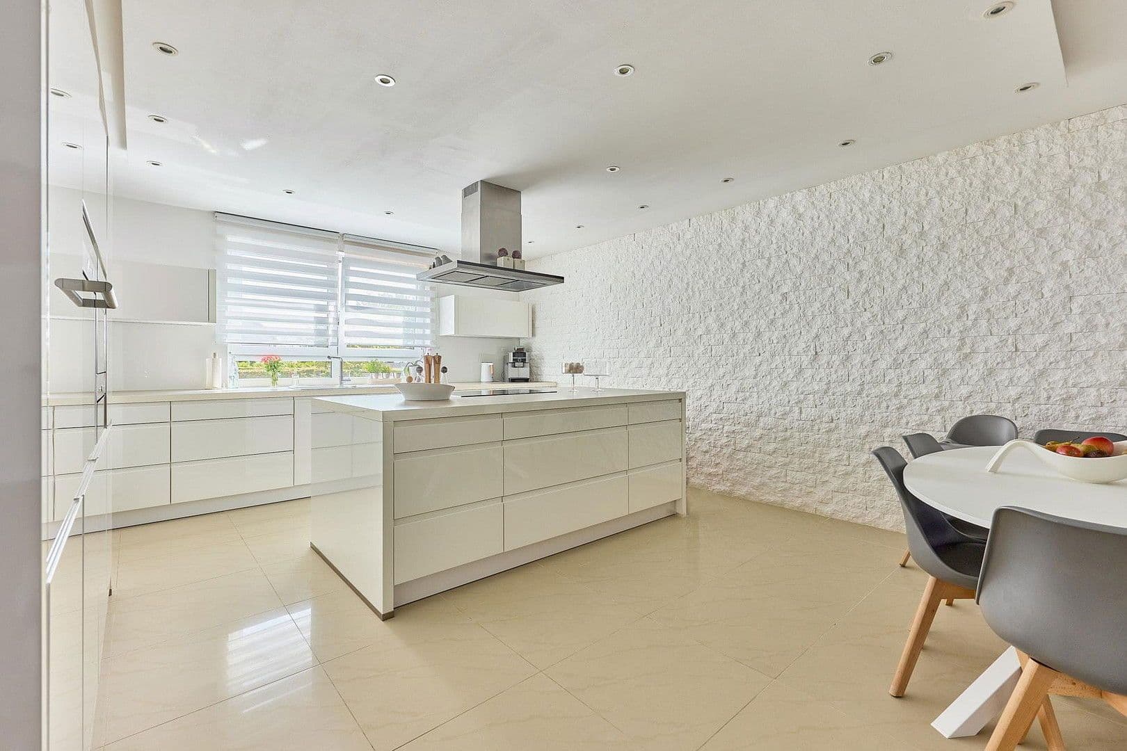 Prodej domu 314 m², pozemek 403 m², Christoph-Kröwerath-Str. 29, Ludwigshafen, Porýní-Falc Prodej domu 314 m², pozemek 403 m², Christoph-Kröwerath-Str. 29, Ludwigshafen, Porýní-Falc