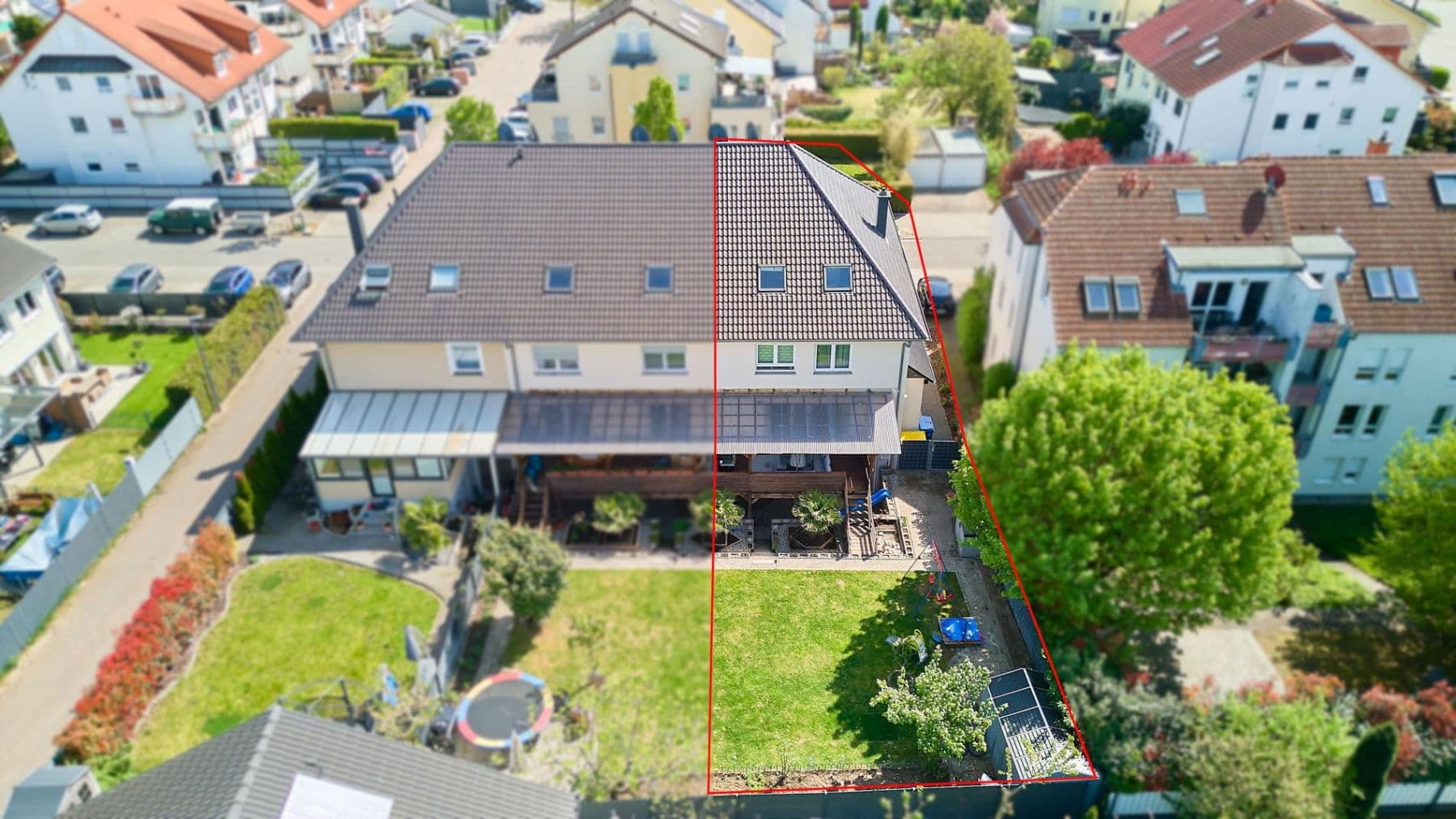 Prodej domu 314 m², pozemek 403 m², Christoph-Kröwerath-Str. 29, Ludwigshafen, Porýní-Falc Prodej domu 314 m², pozemek 403 m², Christoph-Kröwerath-Str. 29, Ludwigshafen, Porýní-Falc