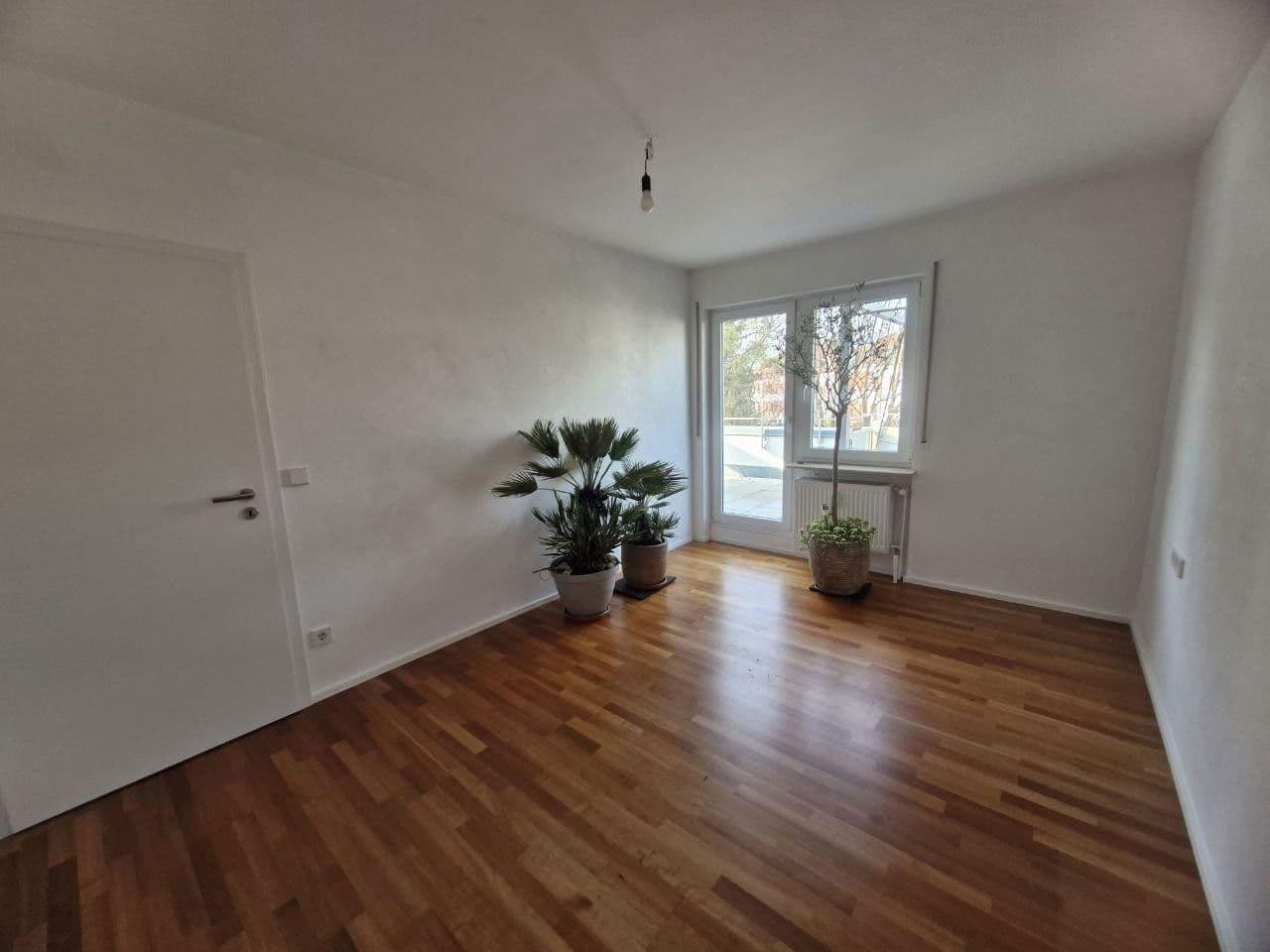 Prodej bytu 3+1 90 m², Friedrichshafen, Bádensko-Württembersko Prodej bytu 3+1 90 m², Friedrichshafen, Bádensko-Württembersko