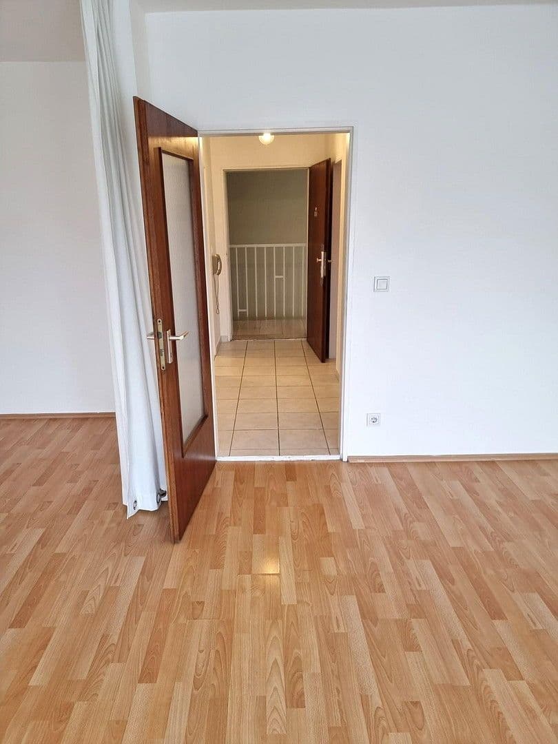 Prodej bytu 1+1 45 m², Forstenrieder Allee 27, München, Bavorsko Prodej bytu 1+1 45 m², Forstenrieder Allee 27, München, Bavorsko