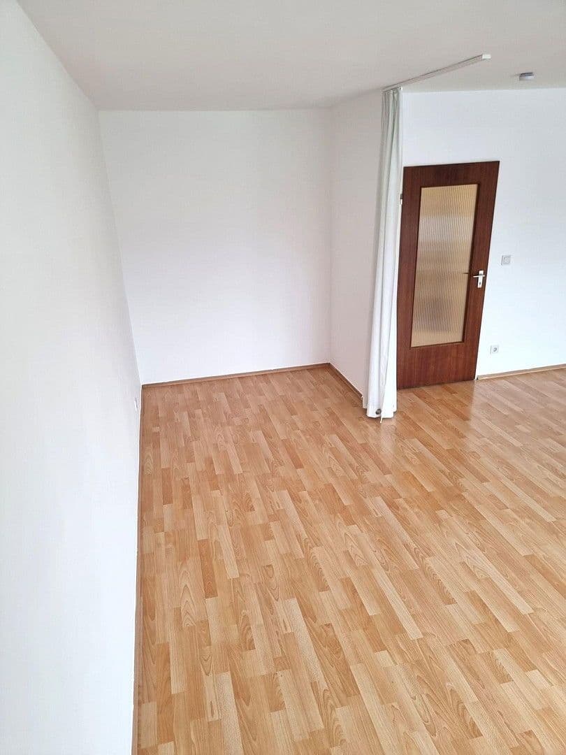 Prodej bytu 1+1 45 m², Forstenrieder Allee 27, München, Bavorsko Prodej bytu 1+1 45 m², Forstenrieder Allee 27, München, Bavorsko