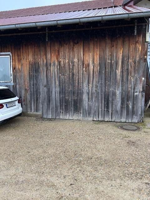 Pronájem nebytového prostoru 124 m², Forstern, Bavorsko Pronájem nebytového prostoru 124 m², Forstern, Bavorsko