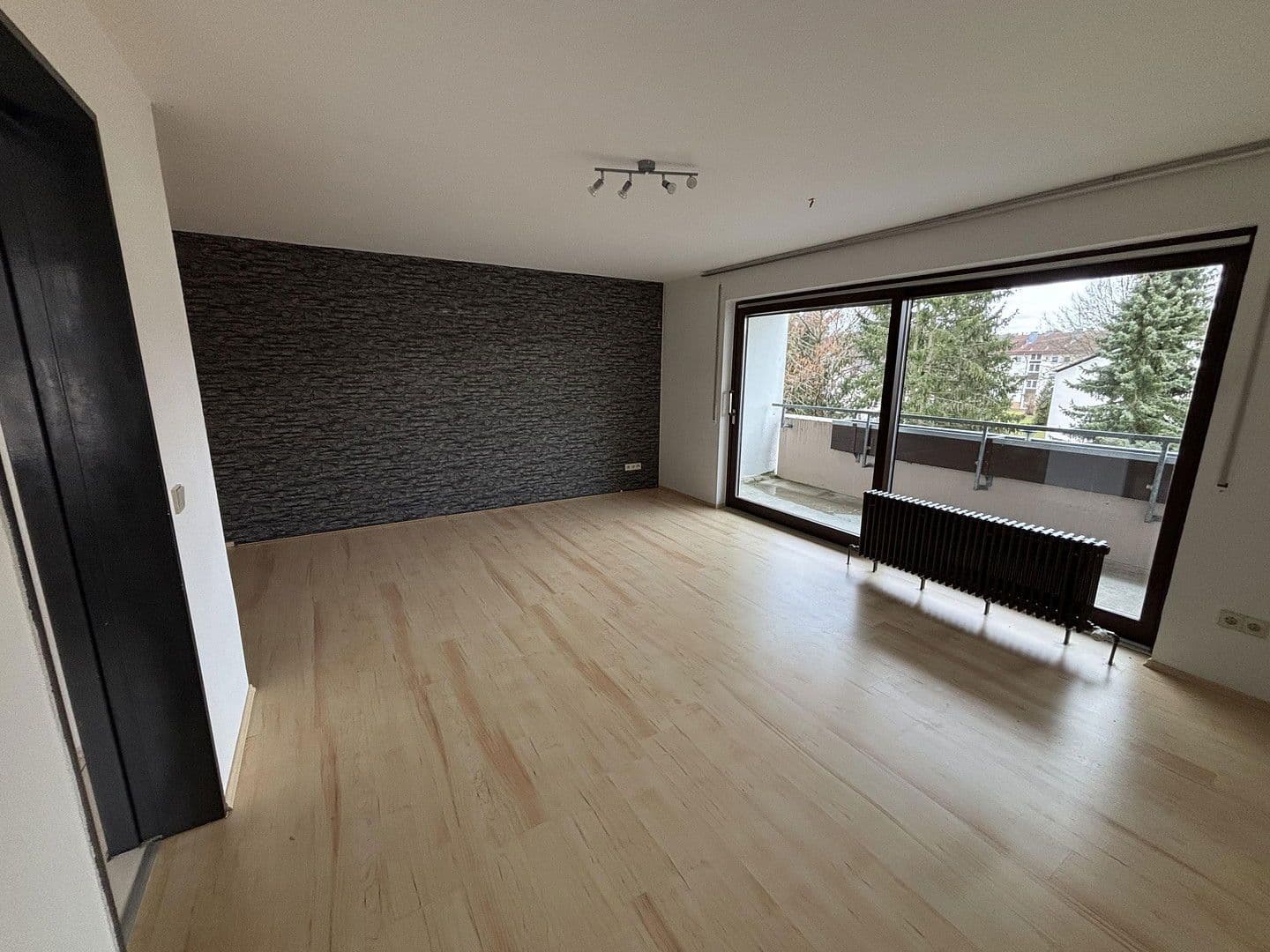 Pronájem bytu 3+1 103 m², Albrecht-Erhardt-Str. 15, Aalen, Bádensko-Württembersko Pronájem bytu 3+1 103 m², Albrecht-Erhardt-Str. 15, Aalen, Bádensko-Württembersko