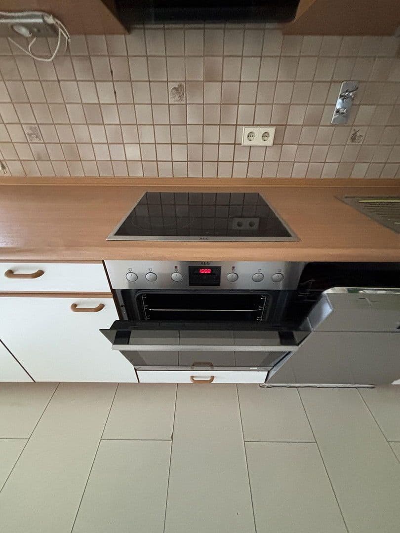 Pronájem bytu 3+1 103 m², Albrecht-Erhardt-Str. 15, Aalen, Bádensko-Württembersko Pronájem bytu 3+1 103 m², Albrecht-Erhardt-Str. 15, Aalen, Bádensko-Württembersko