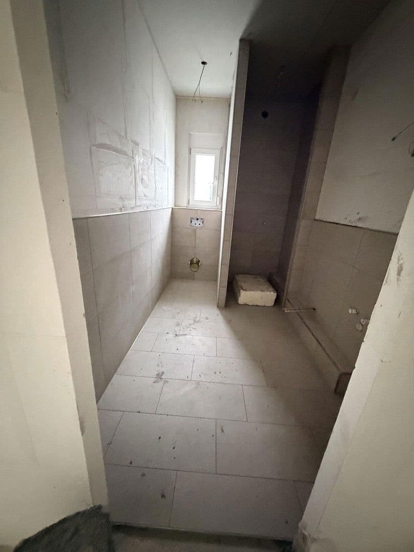 Pronájem domu 148 m², pozemek 240 m², Am Löhlein 43, Roth, Bavorsko Pronájem domu 148 m², pozemek 240 m², Am Löhlein 43, Roth, Bavorsko