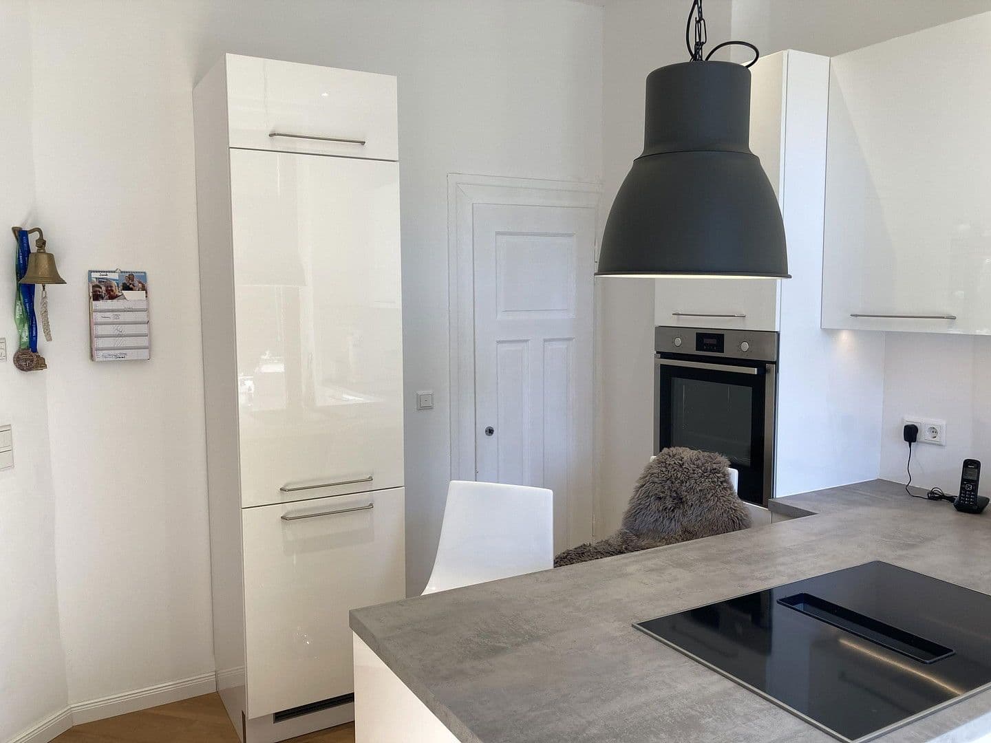 Prodej bytu 4+1 119 m², Bankstrasse 42, Düsseldorf, Severní Porýní-Vestfálsko Prodej bytu 4+1 119 m², Bankstrasse 42, Düsseldorf, Severní Porýní-Vestfálsko