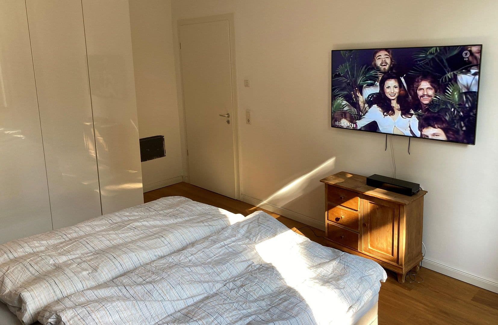 Prodej bytu 4+1 119 m², Bankstrasse 42, Düsseldorf, Severní Porýní-Vestfálsko Prodej bytu 4+1 119 m², Bankstrasse 42, Düsseldorf, Severní Porýní-Vestfálsko