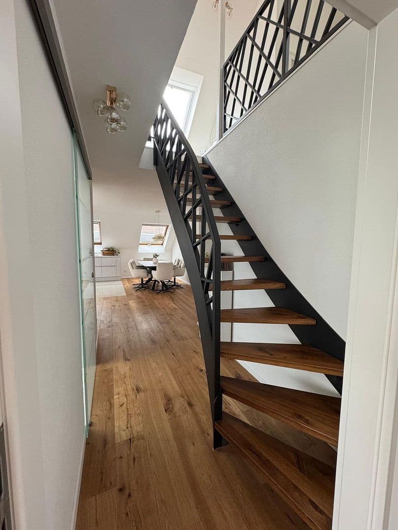 Prodej bytu 3+kk 94 m², Salach, Bádensko-Württembersko Prodej bytu 3+kk 94 m², Salach, Bádensko-Württembersko