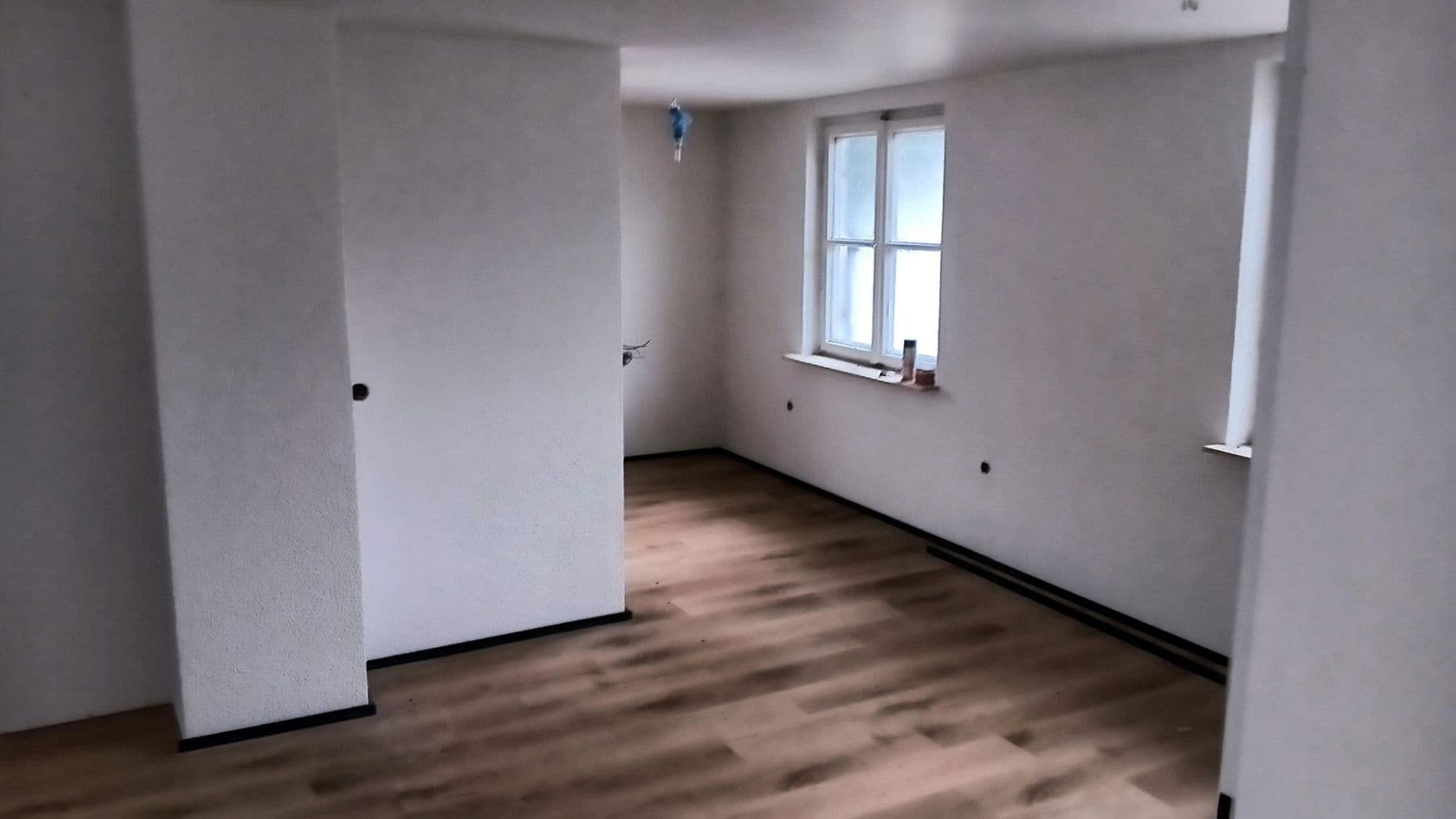 Prodej domu 144 m², pozemek 8.028 m², Regen, Bavorsko Prodej domu 144 m², pozemek 8.028 m², Regen, Bavorsko