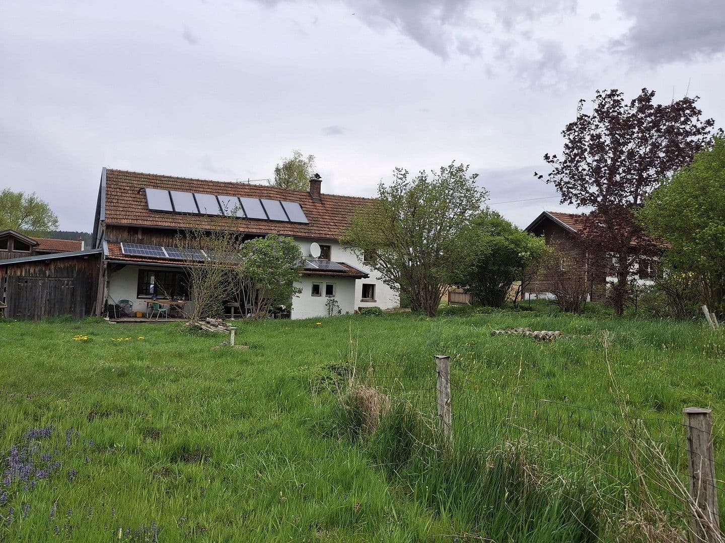 Prodej domu 144 m², pozemek 8.028 m², Regen, Bavorsko Prodej domu 144 m², pozemek 8.028 m², Regen, Bavorsko