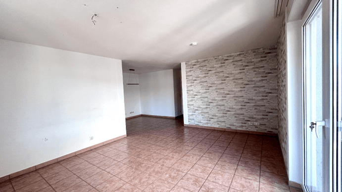 Pronájem bytu 3+1 82 m², Heilbronn, Bádensko-Württembersko Pronájem bytu 3+1 82 m², Heilbronn, Bádensko-Württembersko