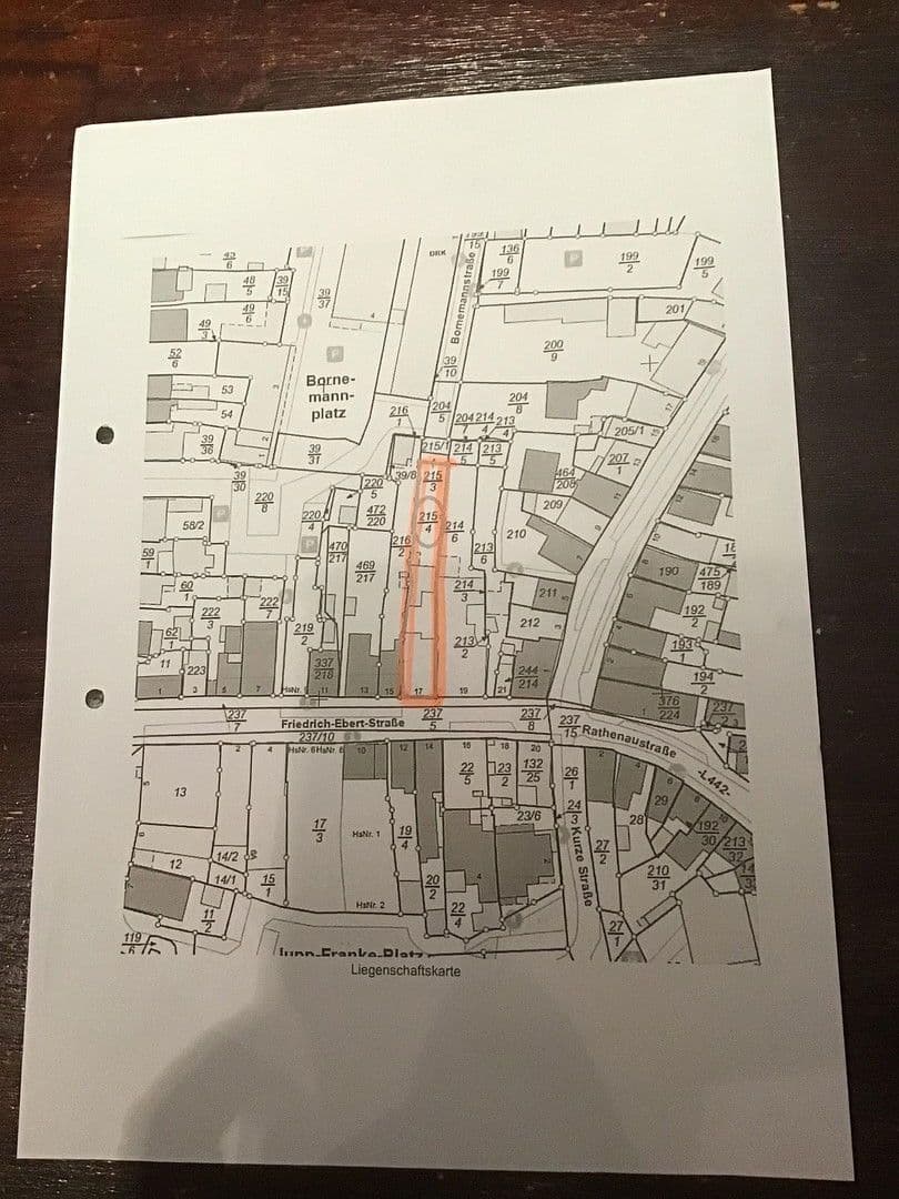 Prodej domu 200 m², pozemek 665 m², Friedrich-Ebert-Straße 17, Obernkirchen, Dolní Sasko Prodej domu 200 m², pozemek 665 m², Friedrich-Ebert-Straße 17, Obernkirchen, Dolní Sasko