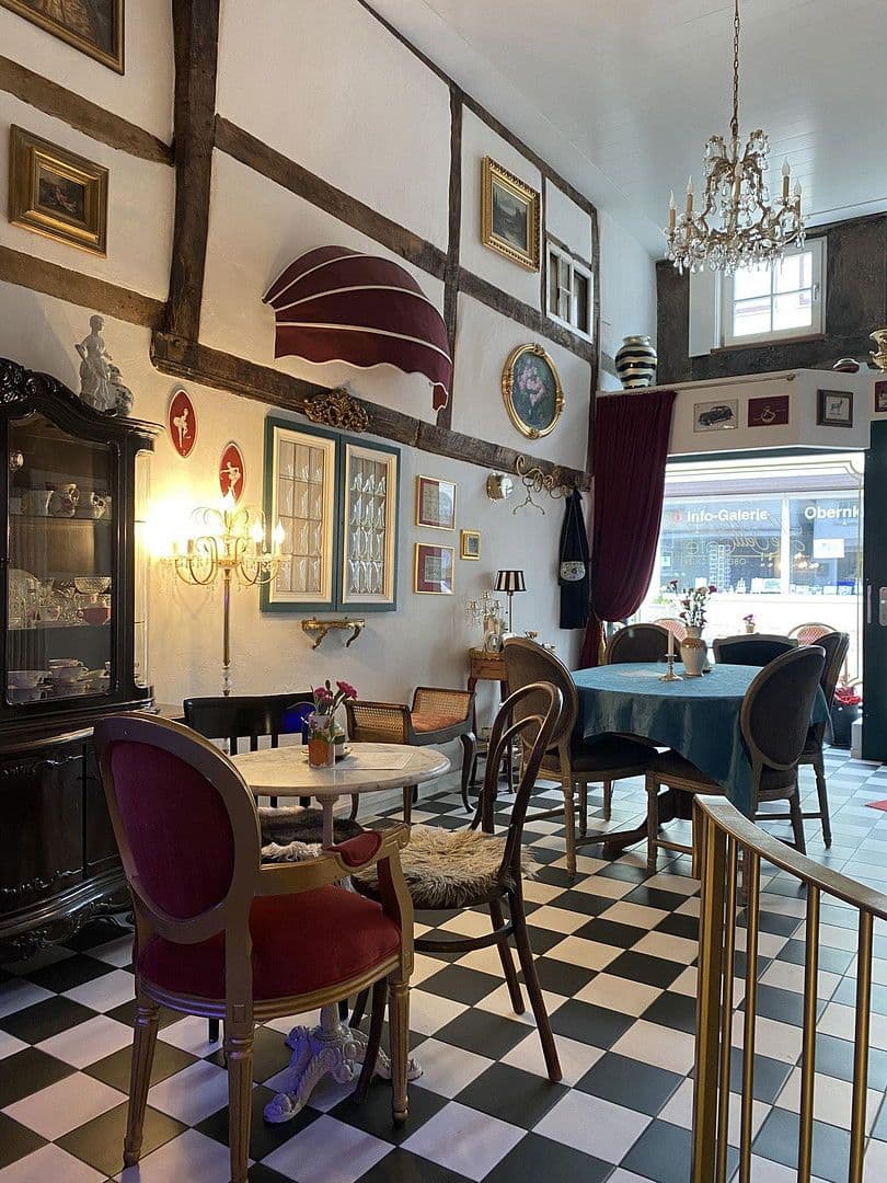 Prodej domu 200 m², pozemek 665 m², Friedrich-Ebert-Straße 17, Obernkirchen, Dolní Sasko Prodej domu 200 m², pozemek 665 m², Friedrich-Ebert-Straße 17, Obernkirchen, Dolní Sasko