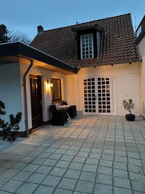 Prodej domu 200 m², pozemek 665 m², Friedrich-Ebert-Straße 17, Obernkirchen, Dolní Sasko Prodej domu 200 m², pozemek 665 m², Friedrich-Ebert-Straße 17, Obernkirchen, Dolní Sasko