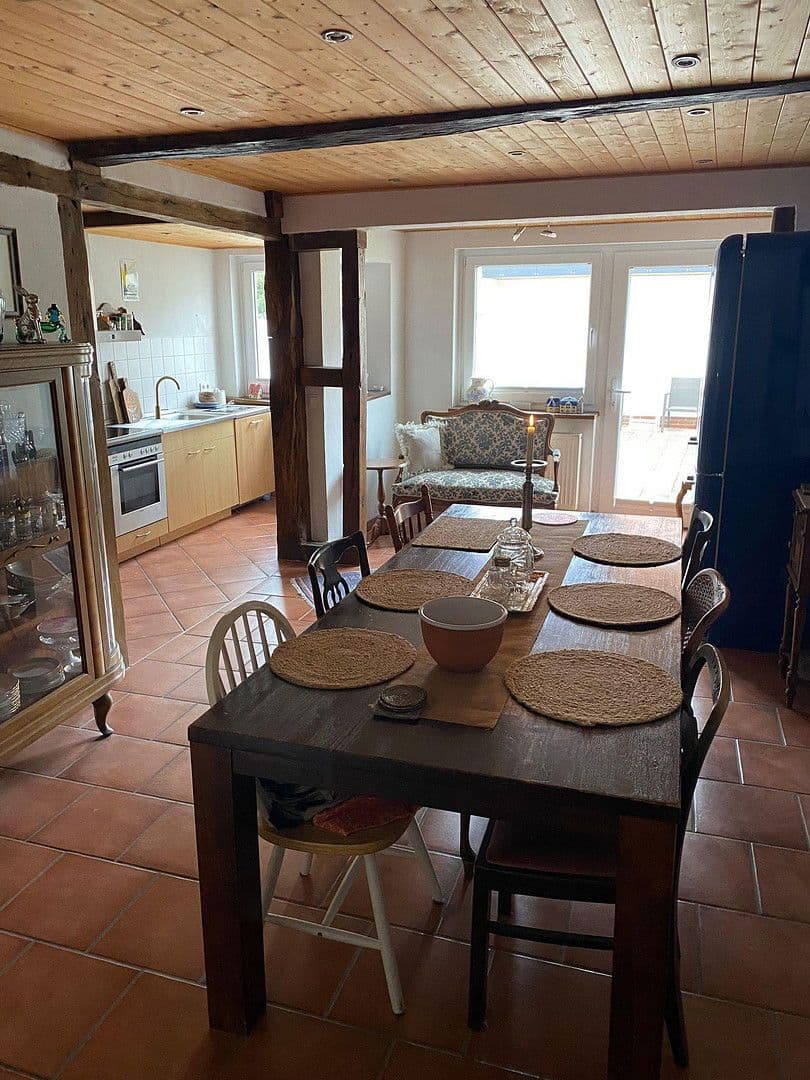 Prodej domu 200 m², pozemek 665 m², Friedrich-Ebert-Straße 17, Obernkirchen, Dolní Sasko Prodej domu 200 m², pozemek 665 m², Friedrich-Ebert-Straße 17, Obernkirchen, Dolní Sasko