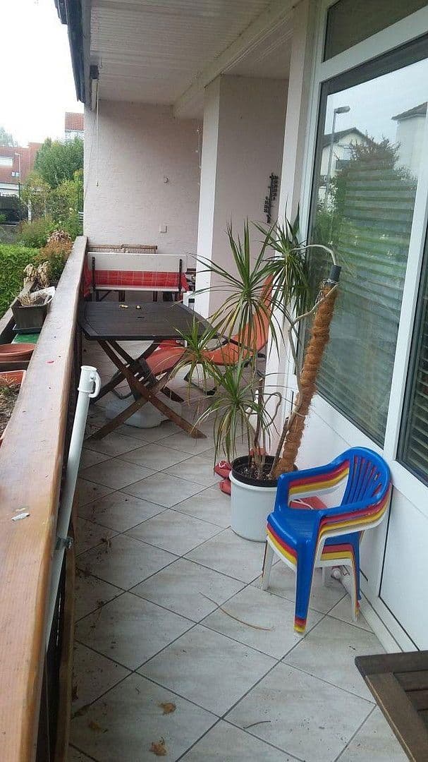 Pronájem bytu 2+1 54 m², Düsseldorf, Severní Porýní-Vestfálsko Pronájem bytu 2+1 54 m², Düsseldorf, Severní Porýní-Vestfálsko