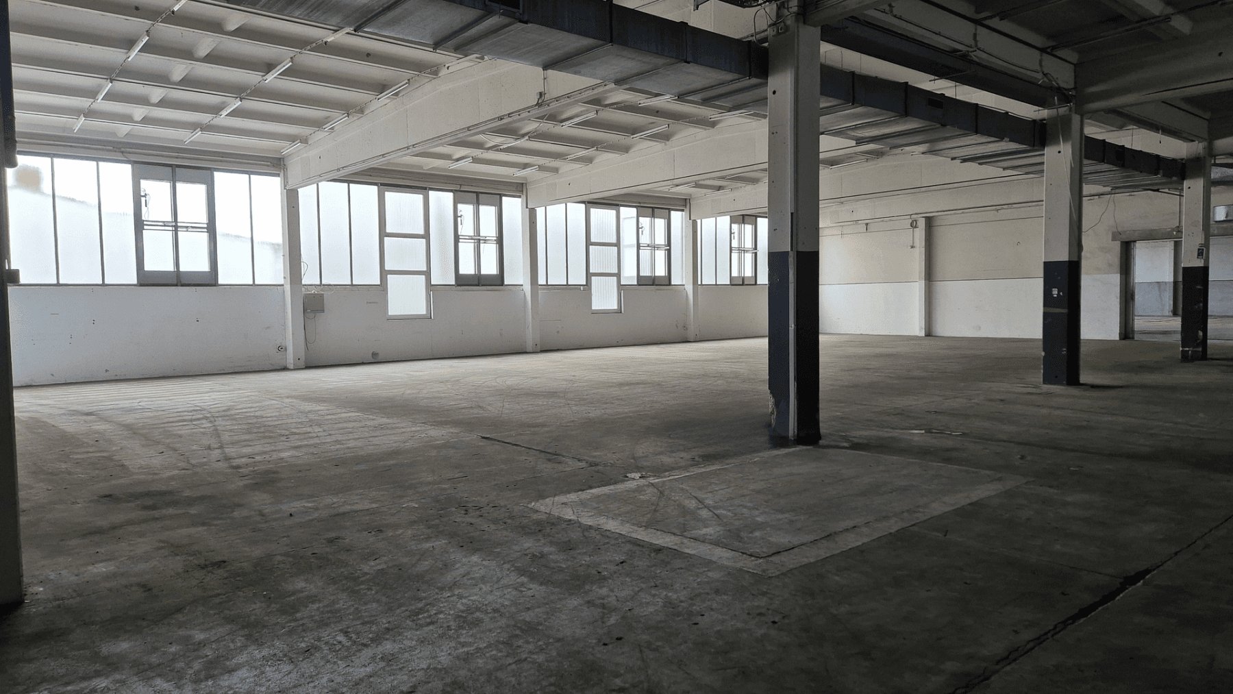 Pronájem nebytového prostoru 2.500 m², Riedheimer Straße 6-10, Langenau, Bádensko-Württembersko Pronájem nebytového prostoru 2.500 m², Riedheimer Straße 6-10, Langenau, Bádensko-Württembersko