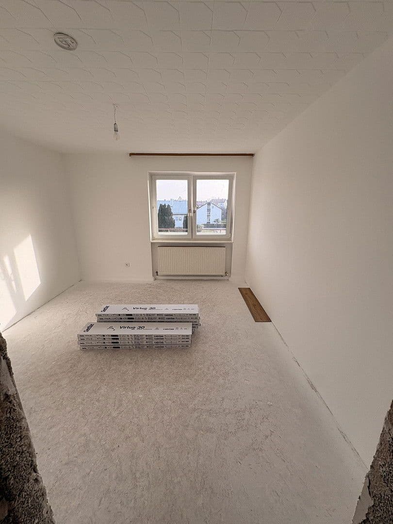 Pronájem bytu 4+1 93 m², Ringstraße 5, Walldürn, Bádensko-Württembersko Pronájem bytu 4+1 93 m², Ringstraße 5, Walldürn, Bádensko-Württembersko