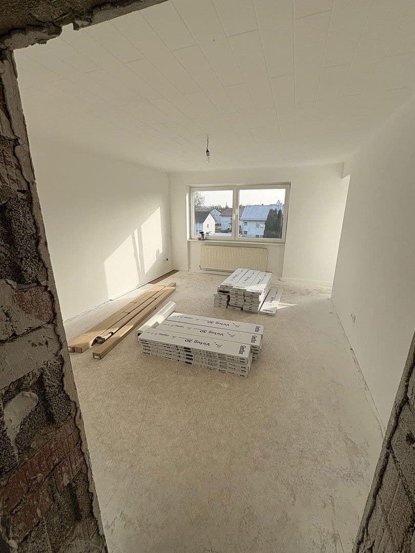 Pronájem bytu 4+1 93 m², Ringstraße 5, Walldürn, Bádensko-Württembersko Pronájem bytu 4+1 93 m², Ringstraße 5, Walldürn, Bádensko-Württembersko