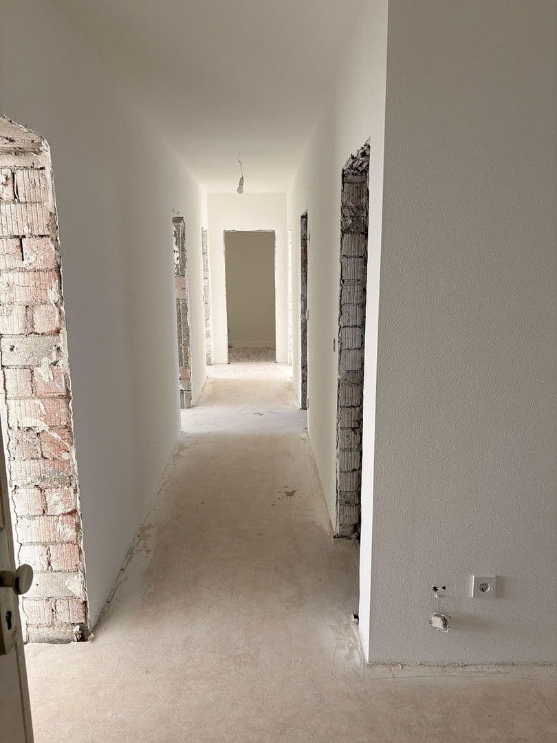 Pronájem bytu 4+1 93 m², Ringstraße 5, Walldürn, Bádensko-Württembersko Pronájem bytu 4+1 93 m², Ringstraße 5, Walldürn, Bádensko-Württembersko