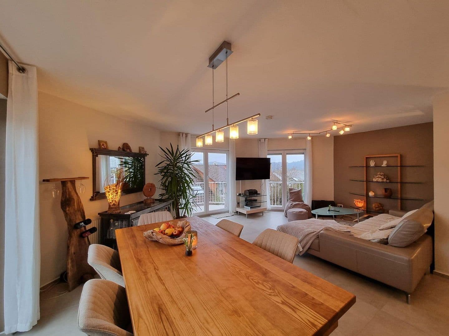 Prodej domu 126 m², pozemek 497 m², Wilhelmsfeld, Bádensko-Württembersko Prodej domu 126 m², pozemek 497 m², Wilhelmsfeld, Bádensko-Württembersko