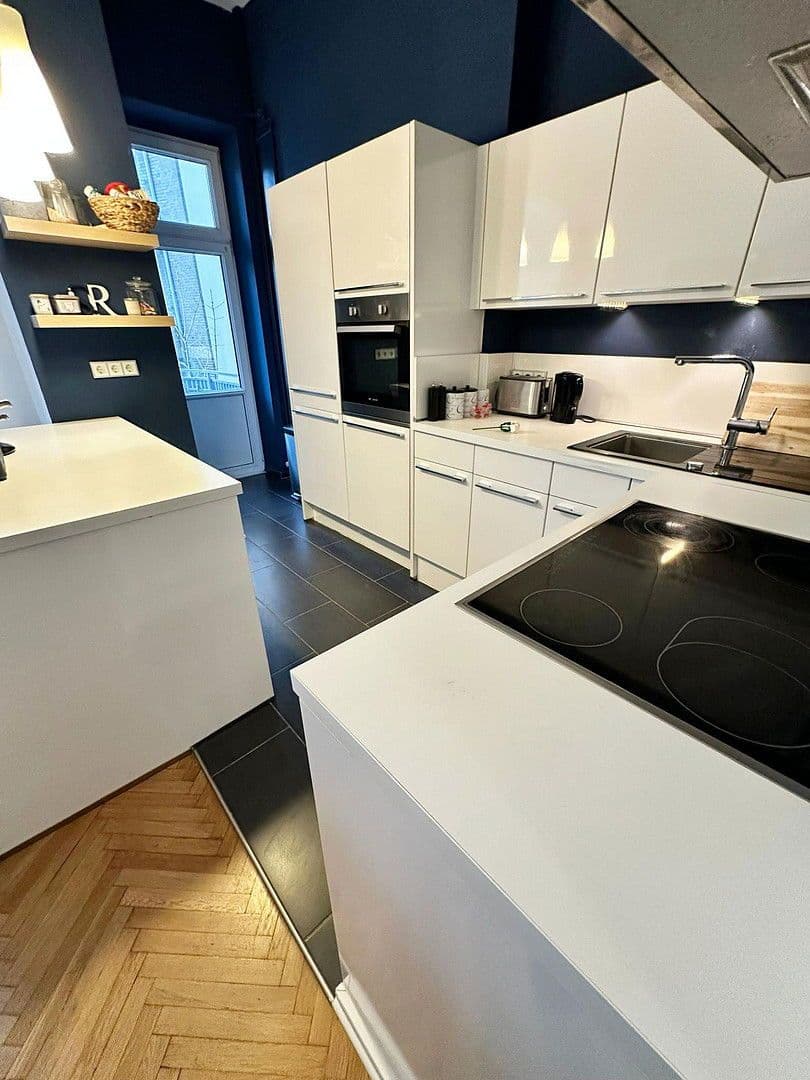 Prodej bytu 5+1 133 m², DÜSSELDORF, Severní Porýní-Vestfálsko Prodej bytu 5+1 133 m², DÜSSELDORF, Severní Porýní-Vestfálsko