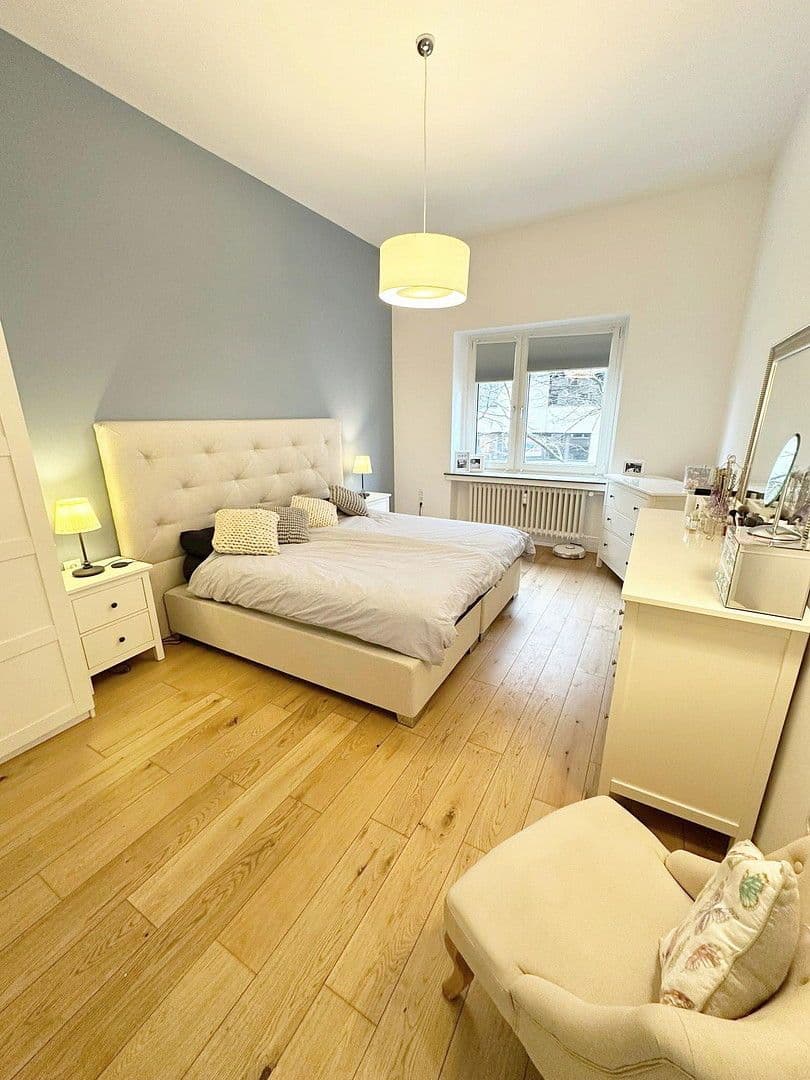 Prodej bytu 5+1 133 m², DÜSSELDORF, Severní Porýní-Vestfálsko Prodej bytu 5+1 133 m², DÜSSELDORF, Severní Porýní-Vestfálsko