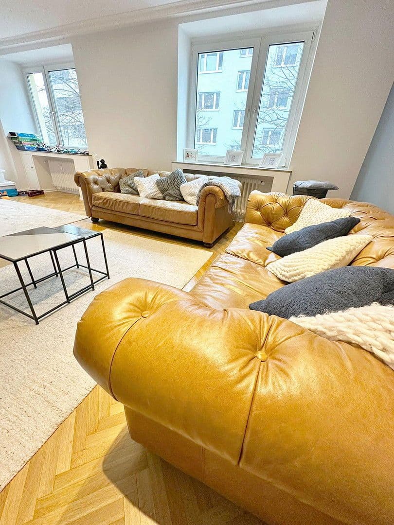 Prodej bytu 5+1 133 m², DÜSSELDORF, Severní Porýní-Vestfálsko Prodej bytu 5+1 133 m², DÜSSELDORF, Severní Porýní-Vestfálsko