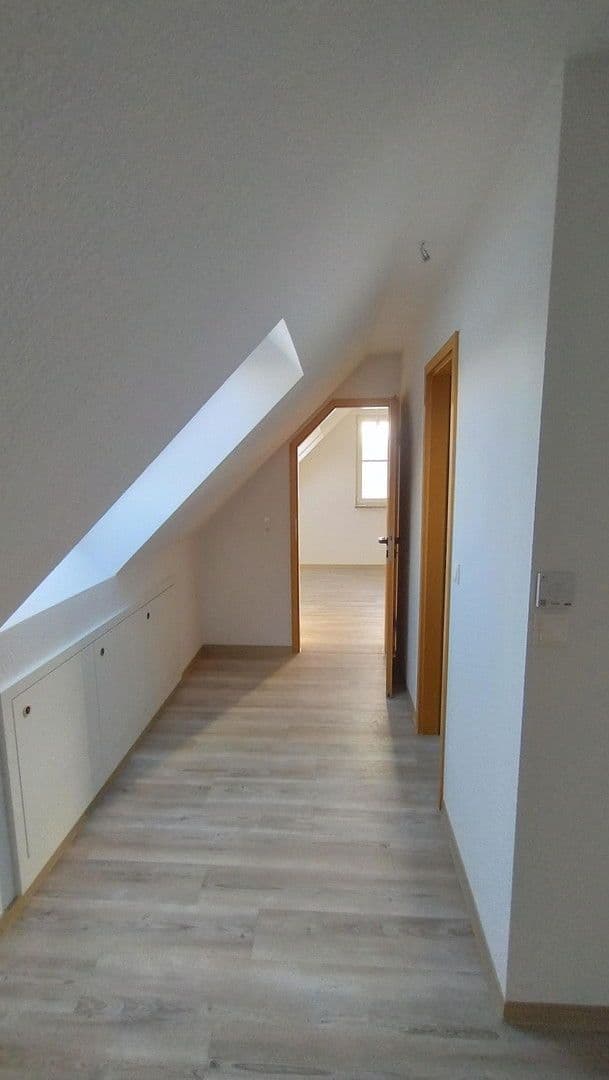 Pronájem bytu 2+1 52 m², Annaberger Str 165, Chemnitz, Sasko Pronájem bytu 2+1 52 m², Annaberger Str 165, Chemnitz, Sasko