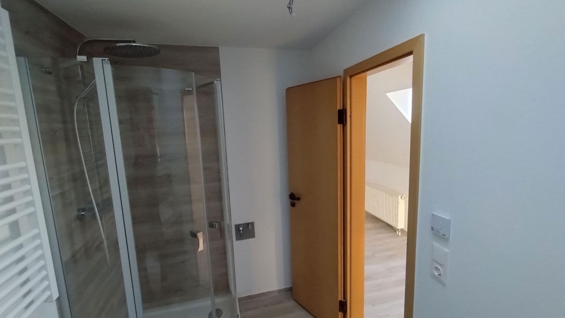 Pronájem bytu 2+1 52 m², Annaberger Str 165, Chemnitz, Sasko Pronájem bytu 2+1 52 m², Annaberger Str 165, Chemnitz, Sasko