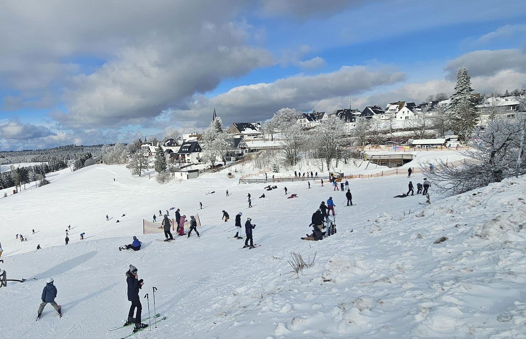 Prodej bytu 3+1 74 m², Schmallenberg, Severní Porýní-Vestfálsko Prodej bytu 3+1 74 m², Schmallenberg, Severní Porýní-Vestfálsko