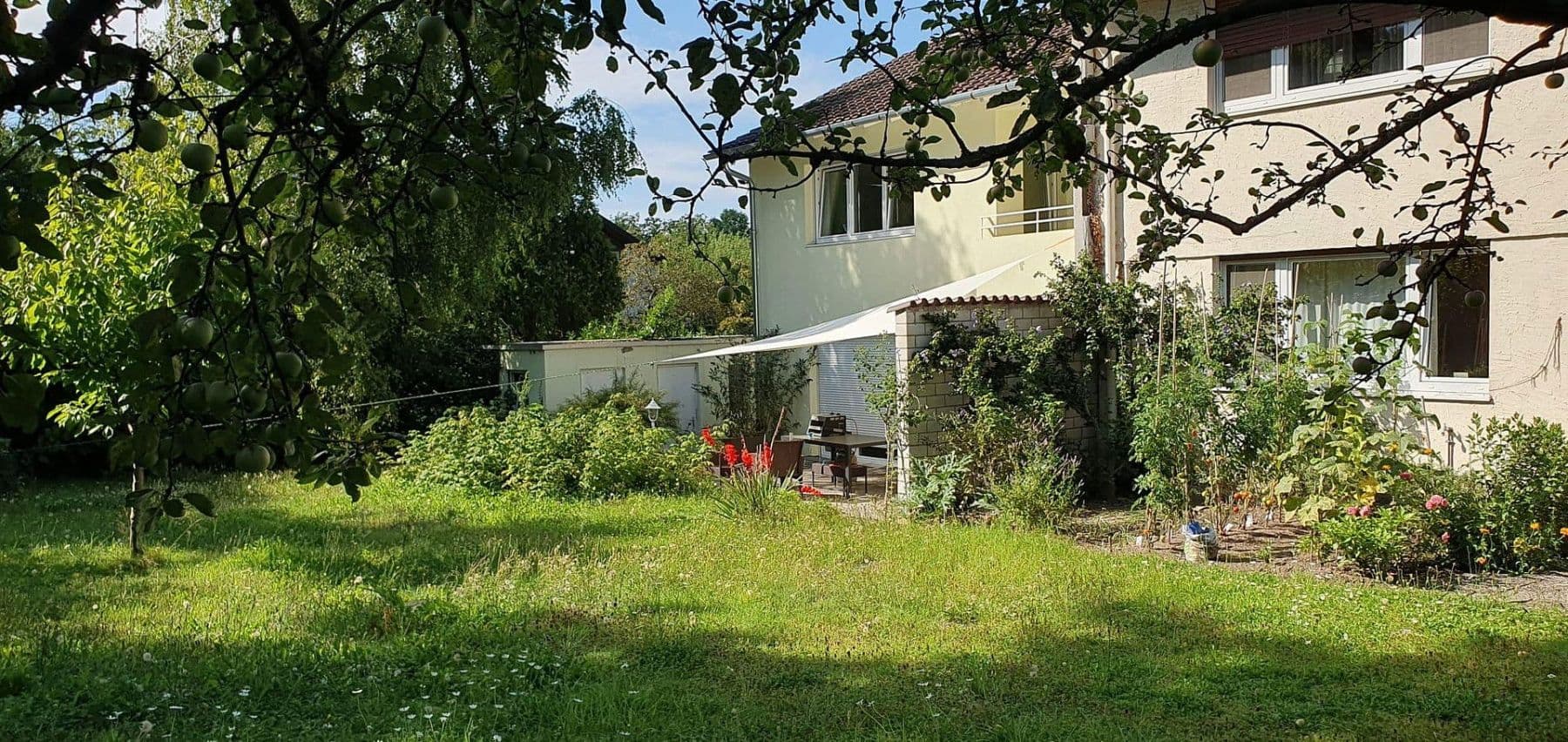 Prodej domu 230 m², pozemek 1.140 m², Freiburg im Breisgau, Bádensko-Württembersko Prodej domu 230 m², pozemek 1.140 m², Freiburg im Breisgau, Bádensko-Württembersko