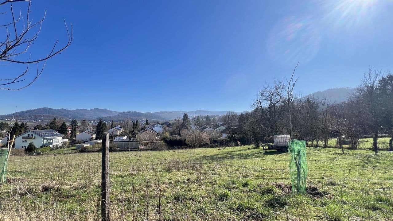 Prodej domu 230 m², pozemek 1.140 m², Freiburg im Breisgau, Bádensko-Württembersko Prodej domu 230 m², pozemek 1.140 m², Freiburg im Breisgau, Bádensko-Württembersko