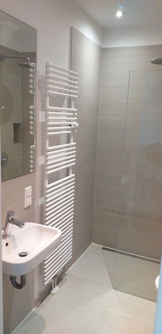 Prodej bytu 2+1 56 m², Gartenstraße 90, Berlin, Berlín Prodej bytu 2+1 56 m², Gartenstraße 90, Berlin, Berlín