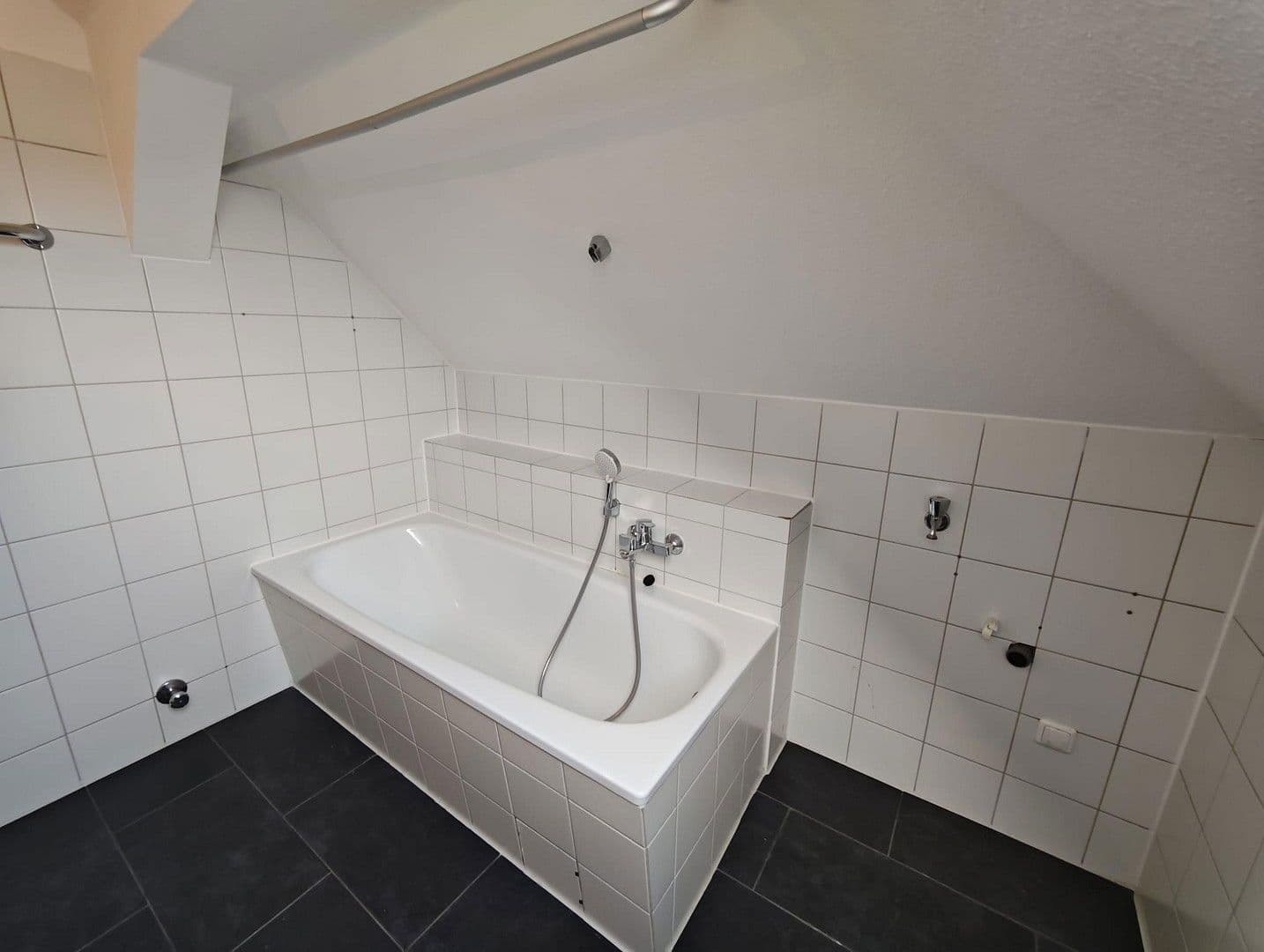 Pronájem bytu 3+kk 67 m², Wattenbachstr. 12, Essen, Severní Porýní-Vestfálsko Pronájem bytu 3+kk 67 m², Wattenbachstr. 12, Essen, Severní Porýní-Vestfálsko